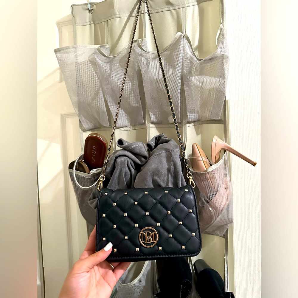 Black and gold purse